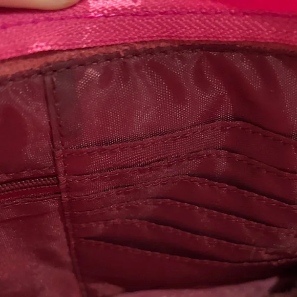 GAP Fuchsia Leather Pouch Wallet Wristlet - Picture 9 of 10